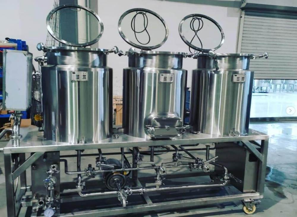 Brewery equipment,microbrewery equipment,micro brewery equipment,beer equipment,beer fermenter,beer fermentation tank,brite beer tank,small brewery equipment,nano brewery equipment,commercial brewery equipment